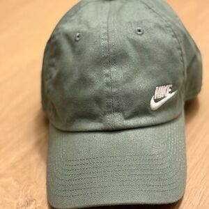 Nike Olive Green Heritage Cap